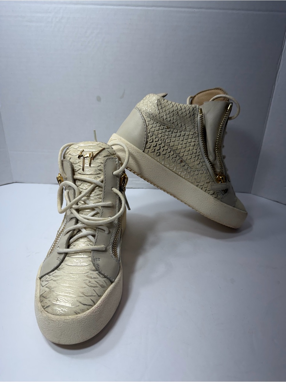 Giuseppe Zanotti Women’s Cream High-Top Sneakers with Gold Accents size 35-4.5US